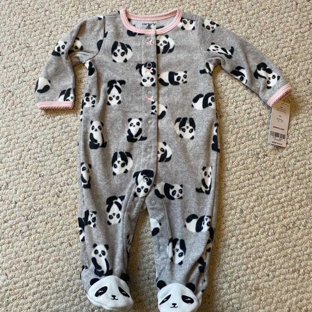 New sleeper pajamas by Carter’s size 3 months
